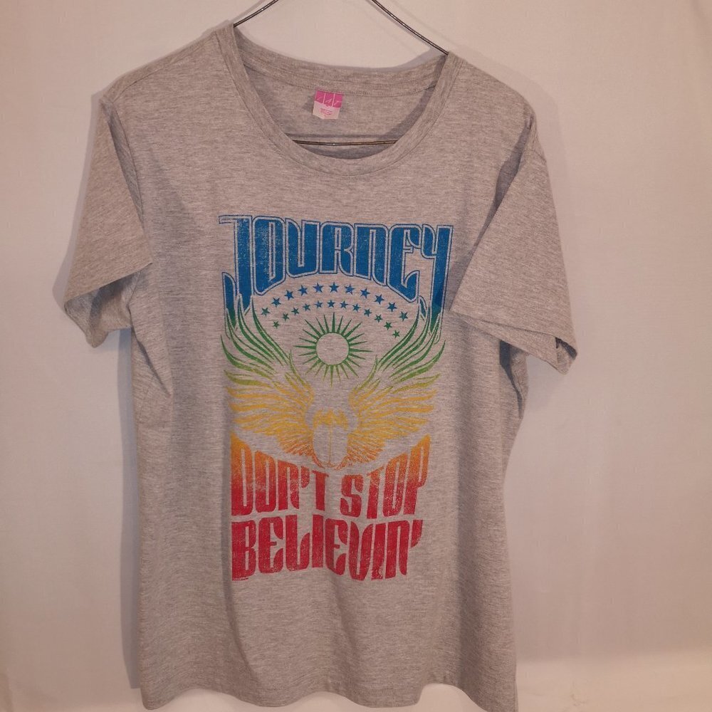 LAT Ladies Size Large Grey Journey Don't Stop Believin'  Short Sleeve T-shirt